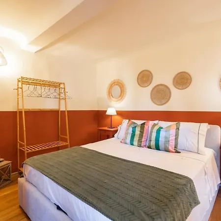 Your Authentic Experience