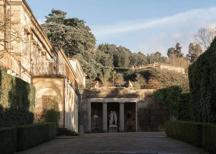 Your Authentic Experience *