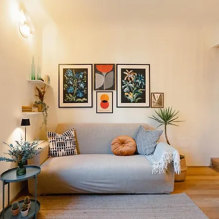 Your Authentic Experience Apartment *
